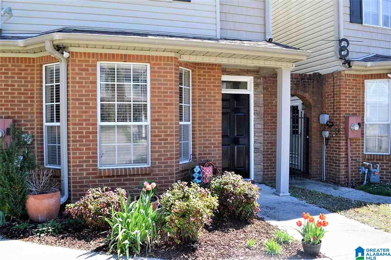 212 Calloway Lane Pelham, AL 35124 - Photo 2 of 35