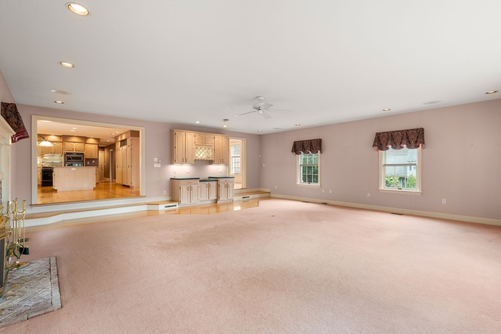 2 Northland Road Shrewsbury, MA 01545 - Photo 11 of 27