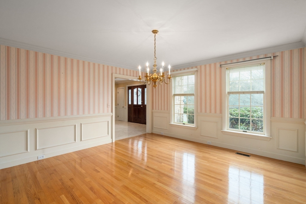 2 Northland Road Shrewsbury, MA 01545 - Photo 13 of 27