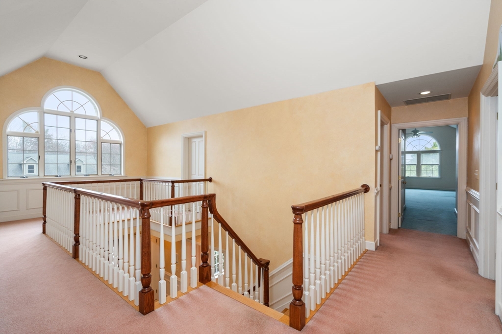 2 Northland Road Shrewsbury, MA 01545 - Photo 16 of 27