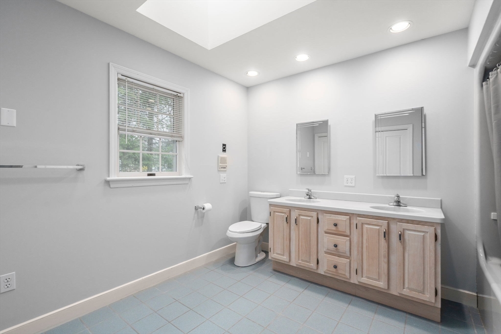 2 Northland Road Shrewsbury, MA 01545 - Photo 19 of 27
