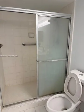 $2,400 | 3300 Northeast 192 Street, Unit 317, Aventura, FL 33180