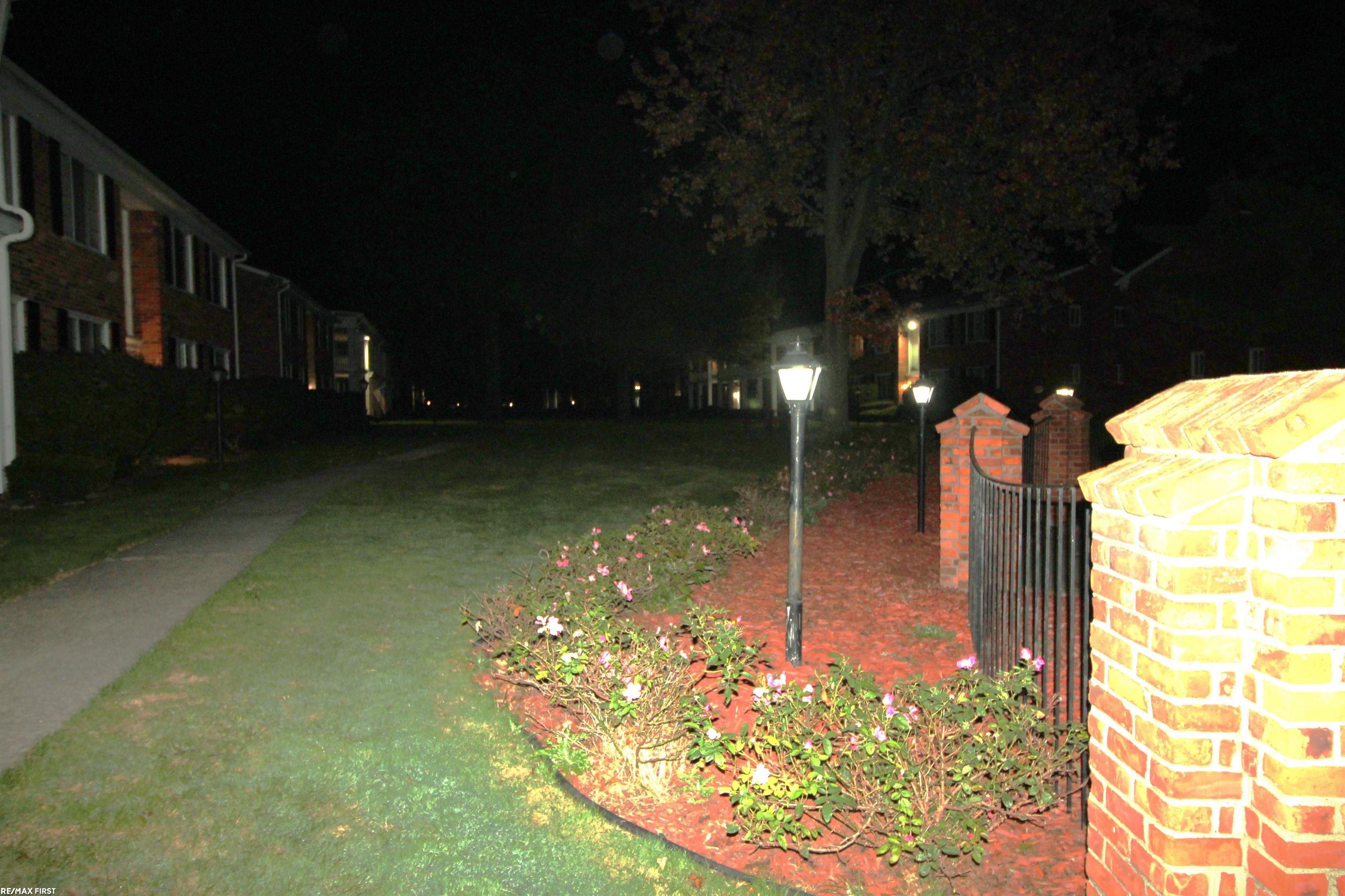 29306 Hoover Road Warren, MI 48093 - Photo 1 of 1 50158753-df56f829-6c56-4706-99a9-2c8e2be90664.JPG