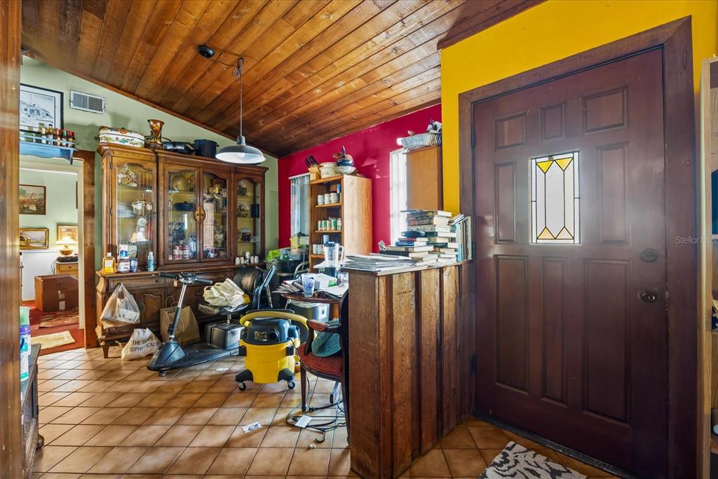 194 Del Monte Road Sebastian, FL 32958 - Photo 8 of 38 Gallery Image 8