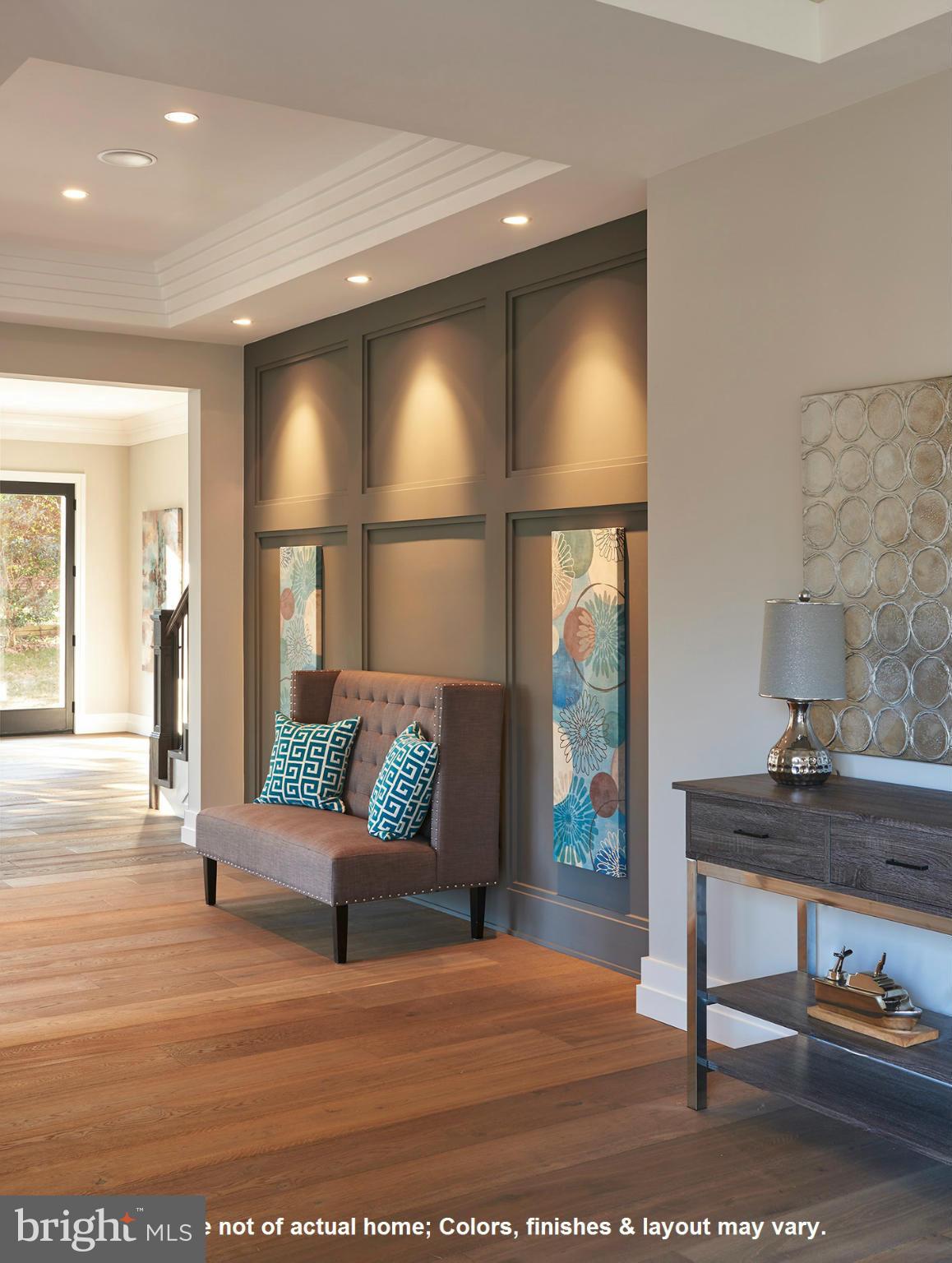 1325 Calder Road McLean, VA 22101 - Photo 4 of 22 Foyer