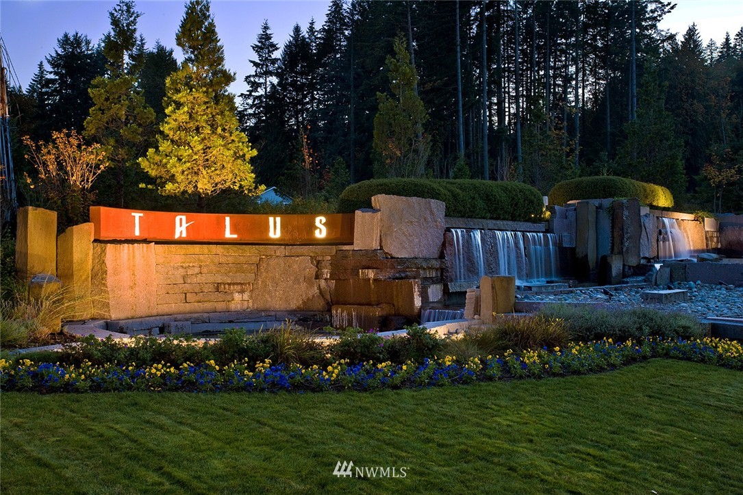 161 Sky Ridge Walk Northwest Issaquah, WA 98027 - Photo 3 of 7 Gallery Image 3
