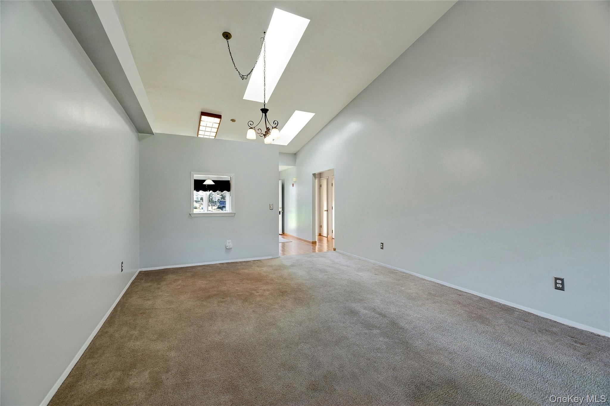 825 Spring Lake Drive Middle Island, NY 11953 - Photo 7 of 33