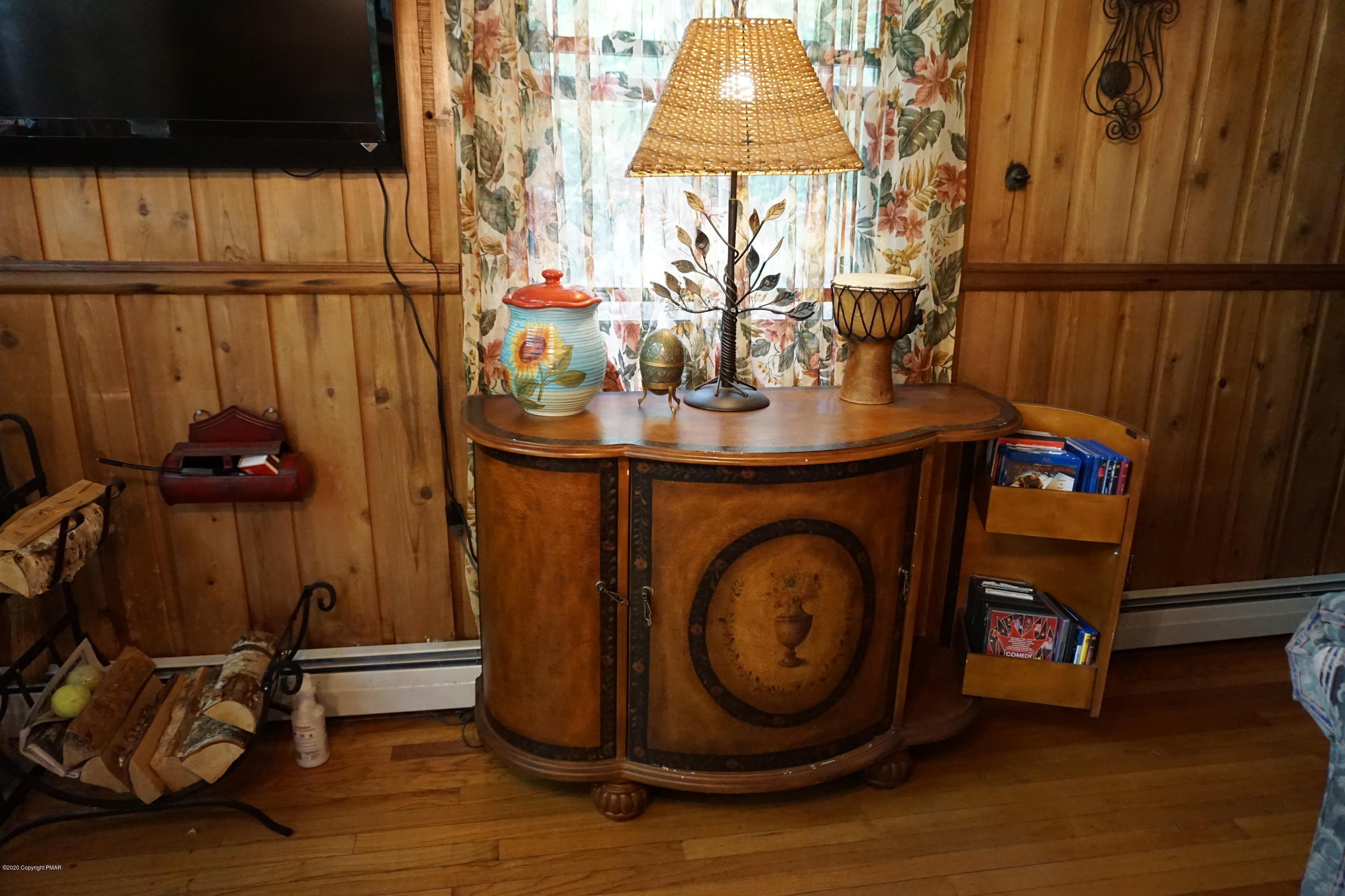 1128 Ranger Trail Pocono Lake, PA 18347 - Photo 12 of 45 Bar