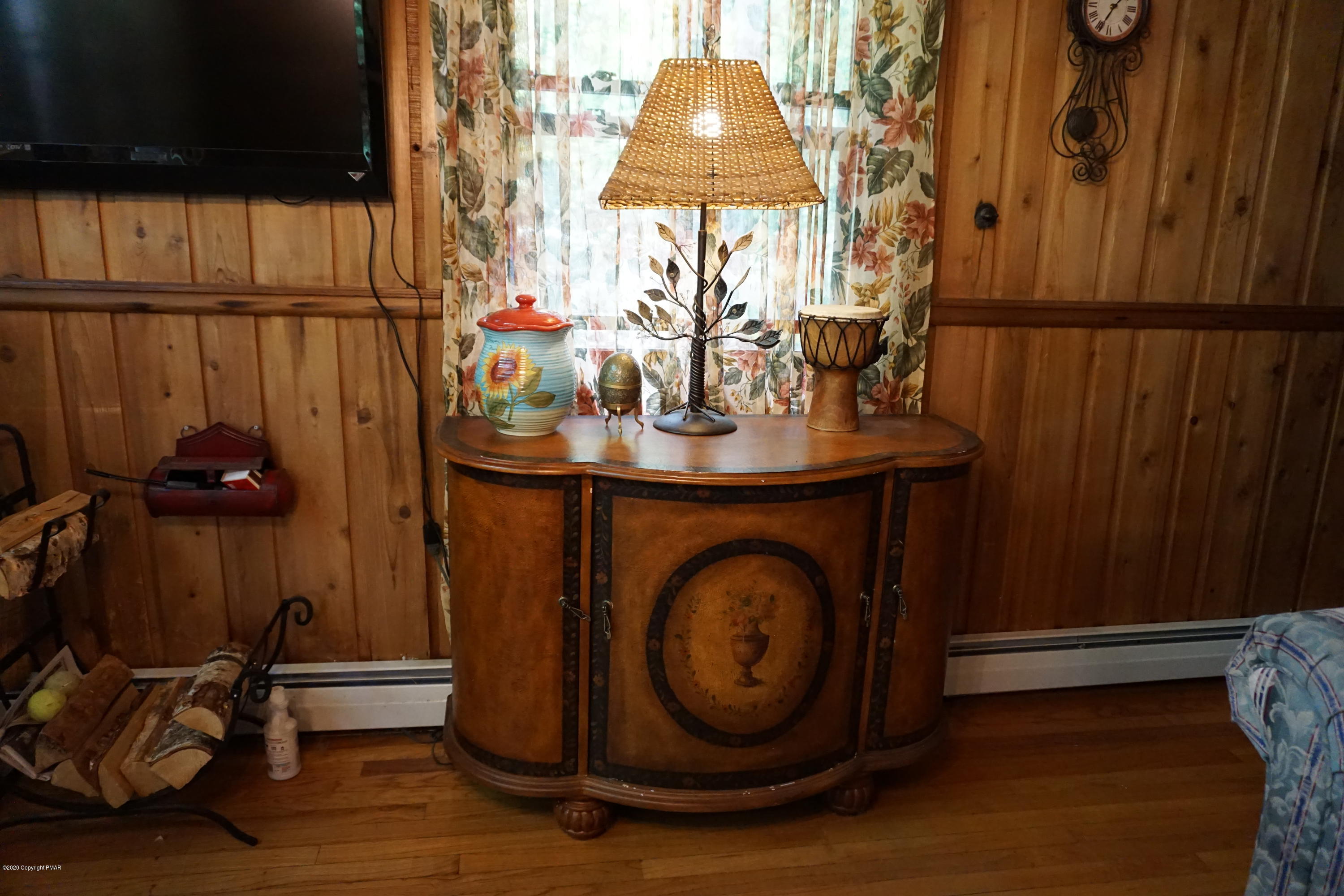 1128 Ranger Trail Pocono Lake, PA 18347 - Photo 18 of 45 Bar