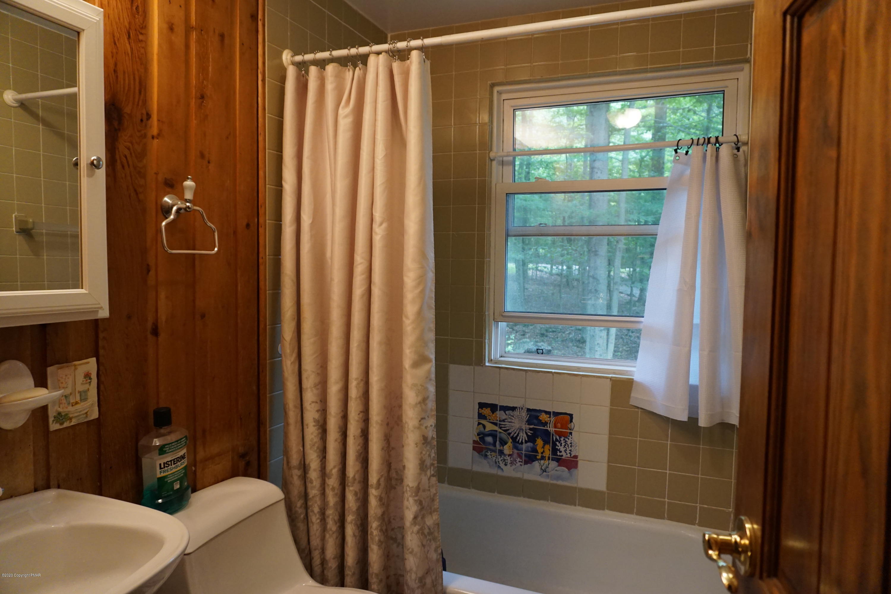 1128 Ranger Trail Pocono Lake, PA 18347 - Photo 29 of 45 Main Bath