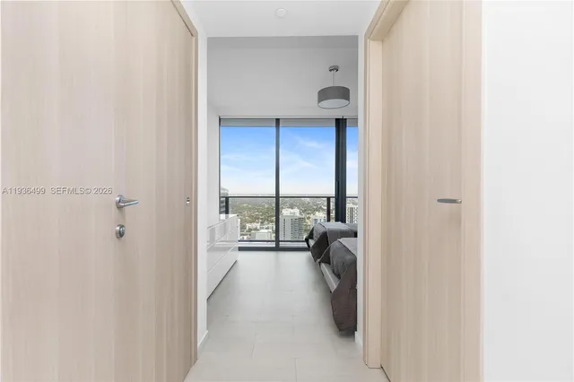 $18,000 | 1000 Brickell Plaza, Unit 3902, Miami, FL 33131