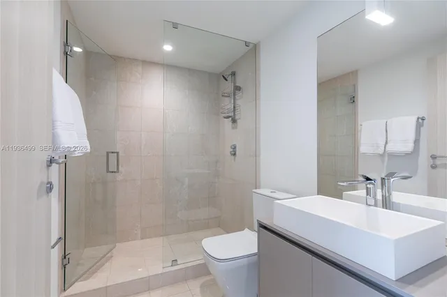 $18,000 | 1000 Brickell Plaza, Unit 3902, Miami, FL 33131