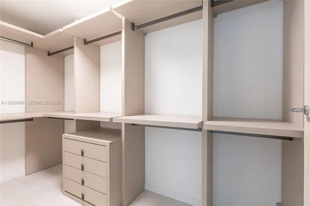 $18,000 | 1000 Brickell Plaza, Unit 3902, Miami, FL 33131