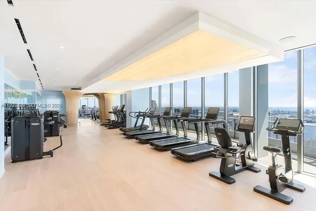 $18,000 | 1000 Brickell Plaza, Unit 3902, Miami, FL 33131