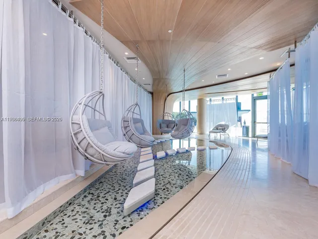 $18,000 | 1000 Brickell Plaza, Unit 3902, Miami, FL 33131