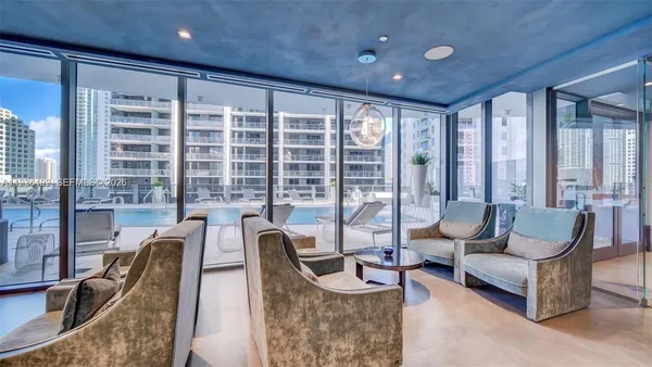 $18,000 | 1000 Brickell Plaza, Unit 3902, Miami, FL 33131