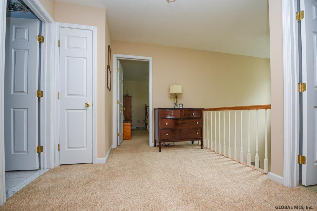 29 Squire Road Colonie, NY 12304 - Photo 11 of 26 Photo 11