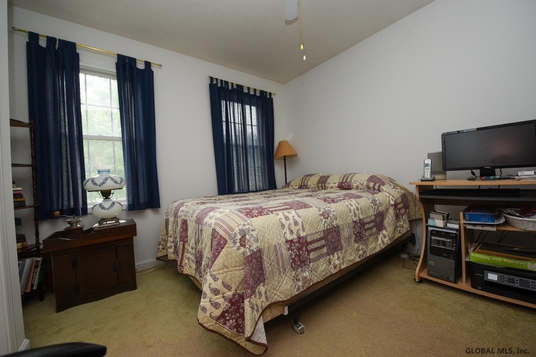 29 Squire Road Colonie, NY 12304 - Photo 13 of 26 Photo 13