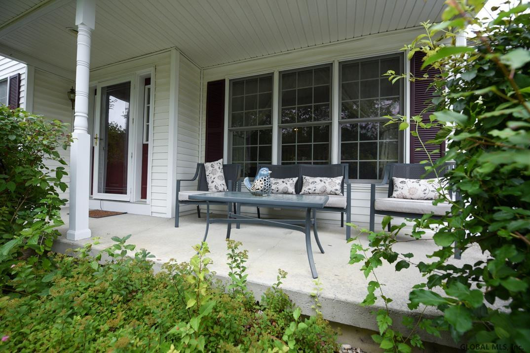 29 Squire Road Colonie, NY 12304 - Photo 5 of 26 Photo 5