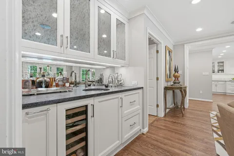 $2,375,000 | 8020 River Falls Drive, Potomac, MD 20854