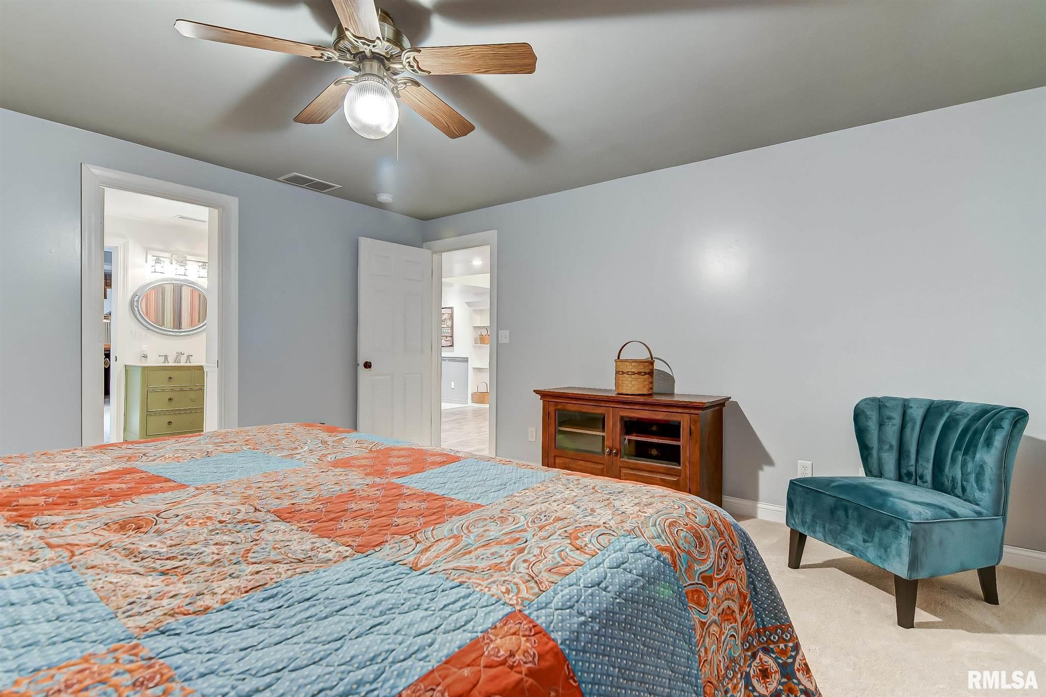 3975 Leach Road Rochester, IL 62563 - Photo 37 of 50