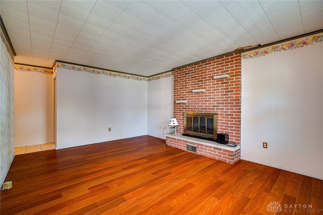 4352 Wehner Road Kettering, OH 45429 - Photo 8 of 32 Gallery Image 8