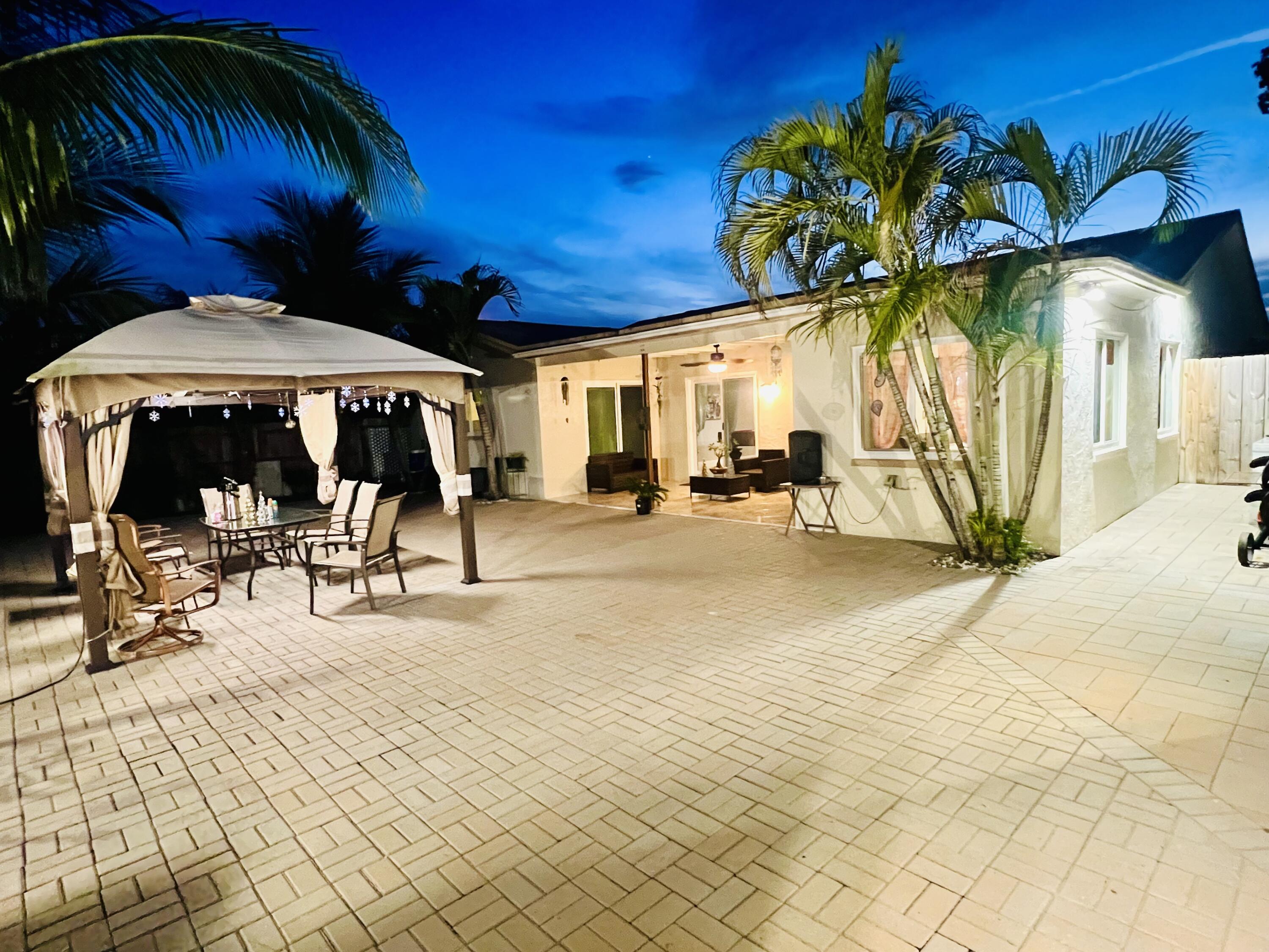 22744 Southwest 54th Way Boca Raton, FL 33433 - Photo 2 of 72 IMG_4172