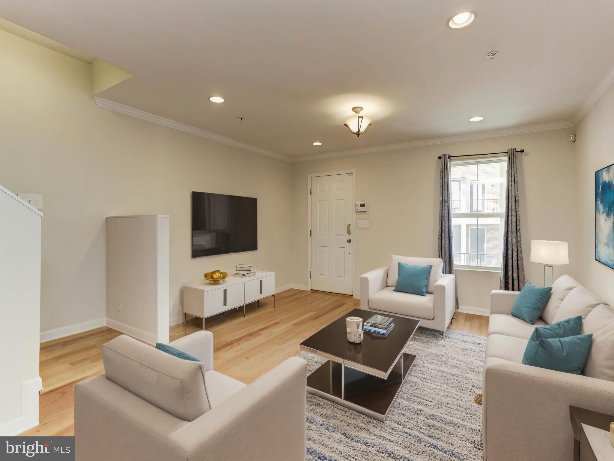 4625 Dillon Place Baltimore, MD 21224 - Photo 4 of 41 Virtually staged living room