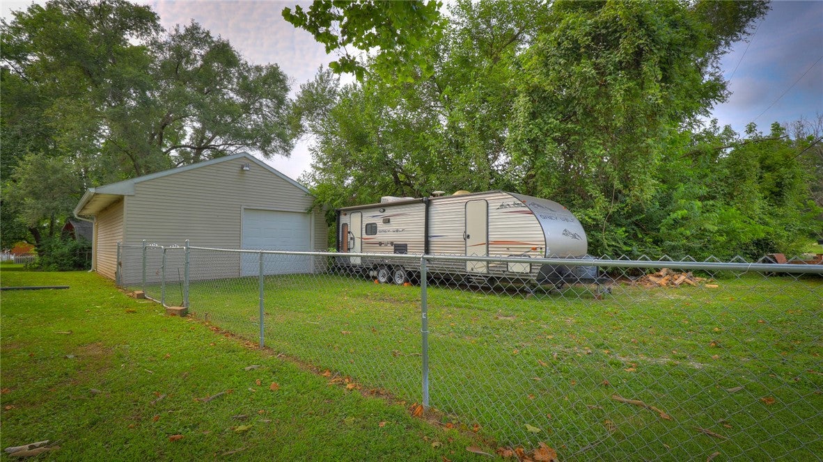 1602 West Melrose Court Decatur, IL 62526 - Photo 25 of 36 Gallery Image 25