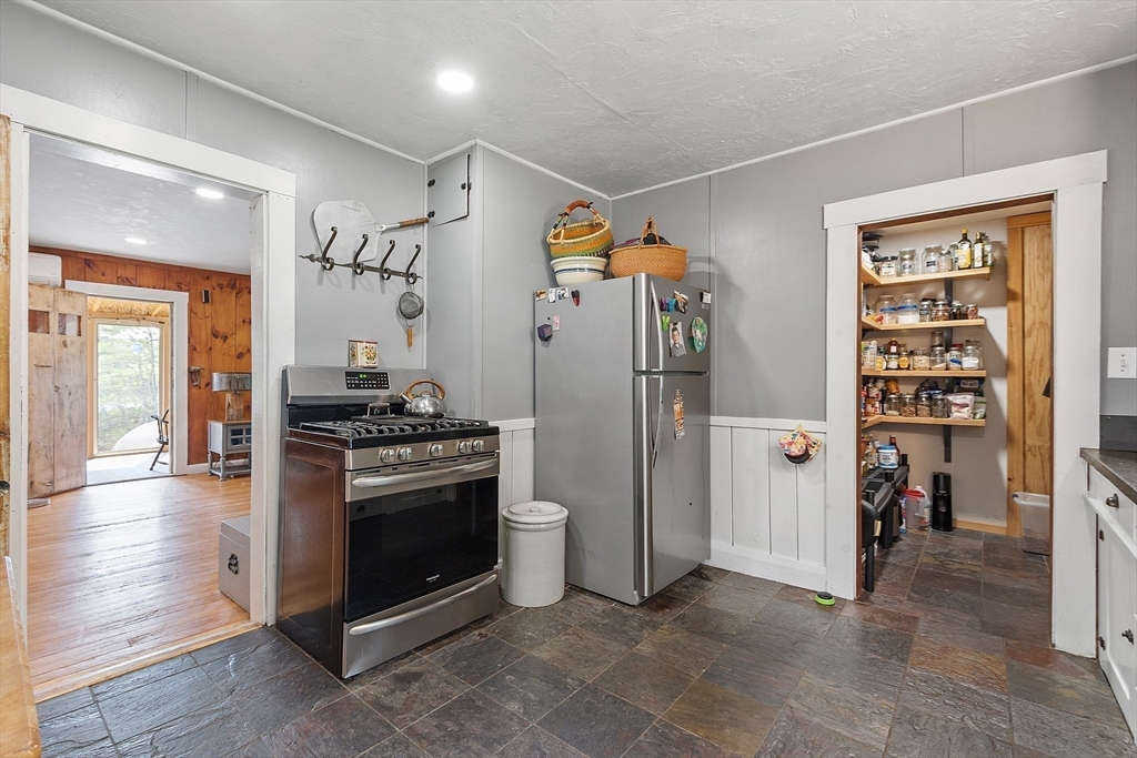 36 Spa Road Phillipston, MA 01331 - Photo 12 of 42