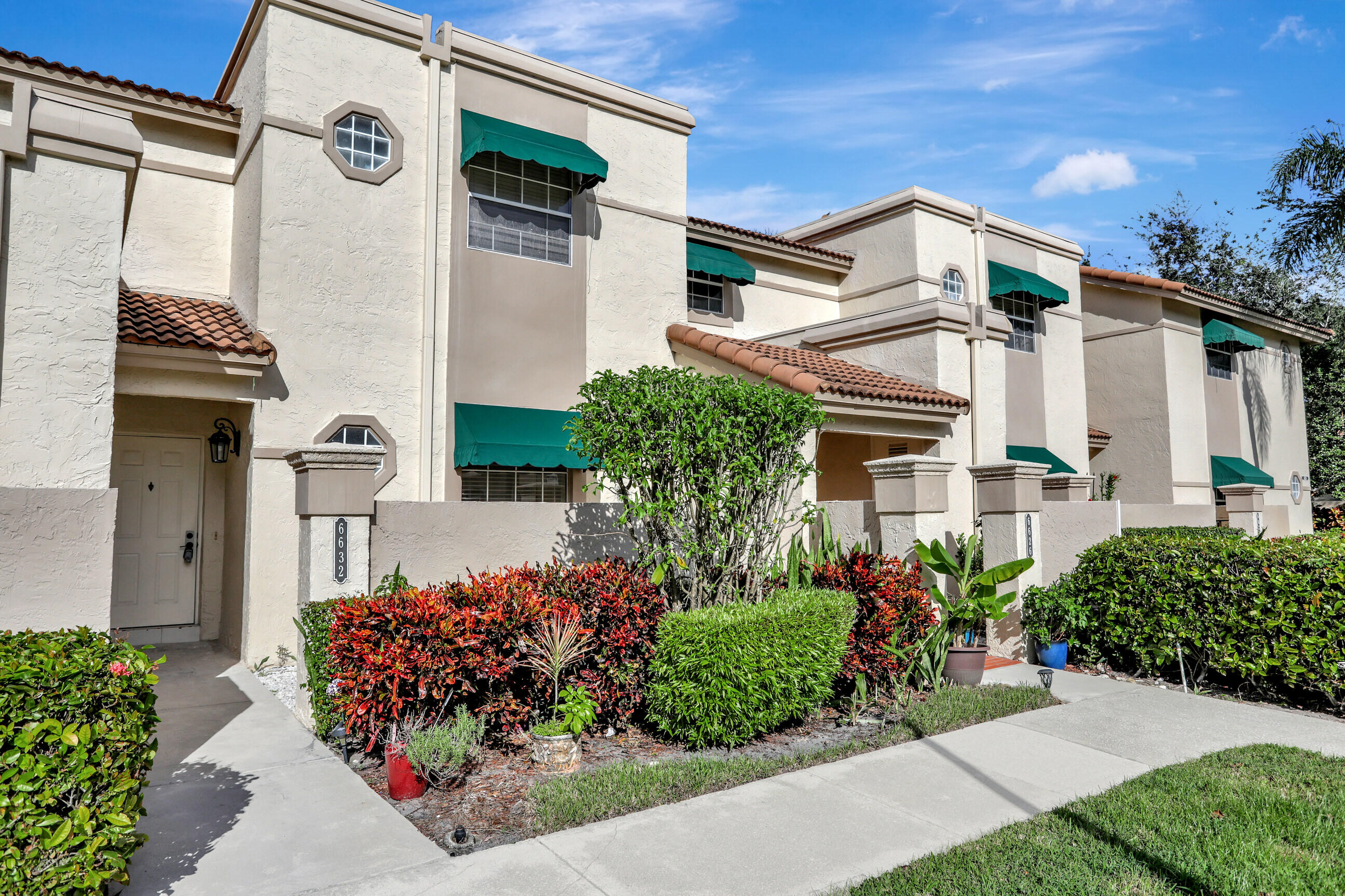 6632 Via Regina Boca Raton, FL 33433 - Photo 1 of 30 01_001l4858