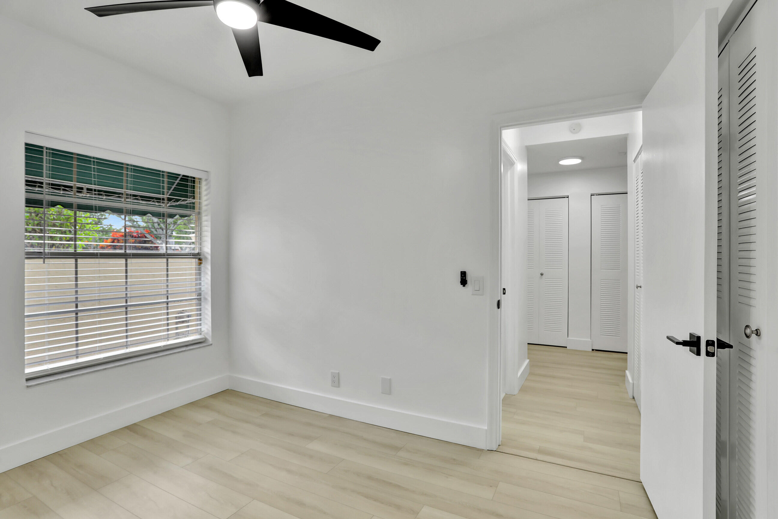 6632 Via Regina Boca Raton, FL 33433 - Photo 20 of 30 10_001l4902