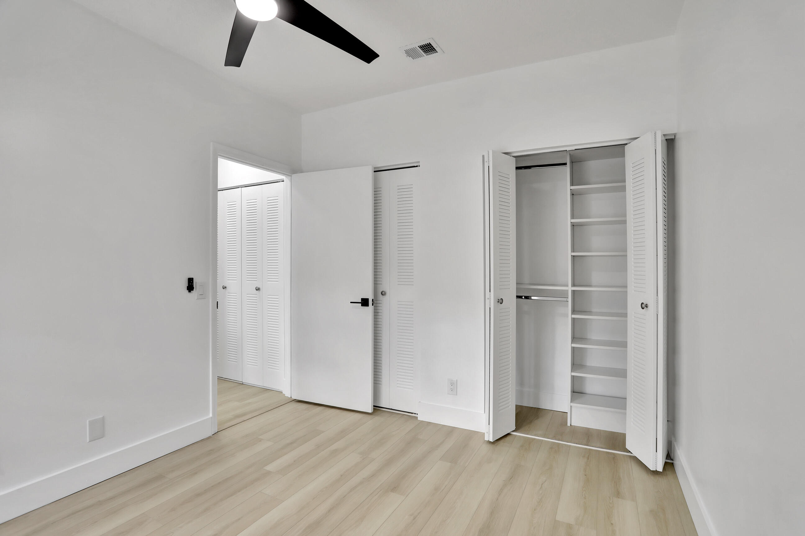 6632 Via Regina Boca Raton, FL 33433 - Photo 21 of 30 11_001l4907