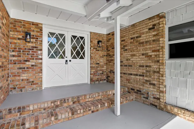 $469,900 | 4028 Ardara Drive, Tallahassee, FL 32309