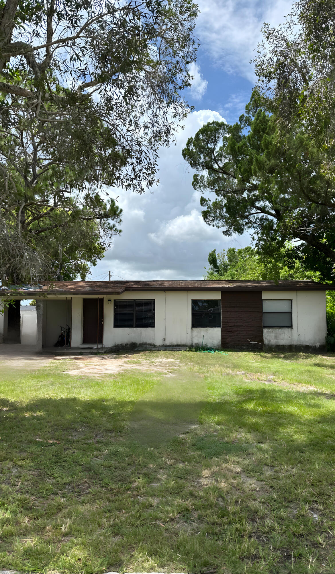 523 B Way Cocoa, FL 32926 - Photo 1 of 8 Front of home