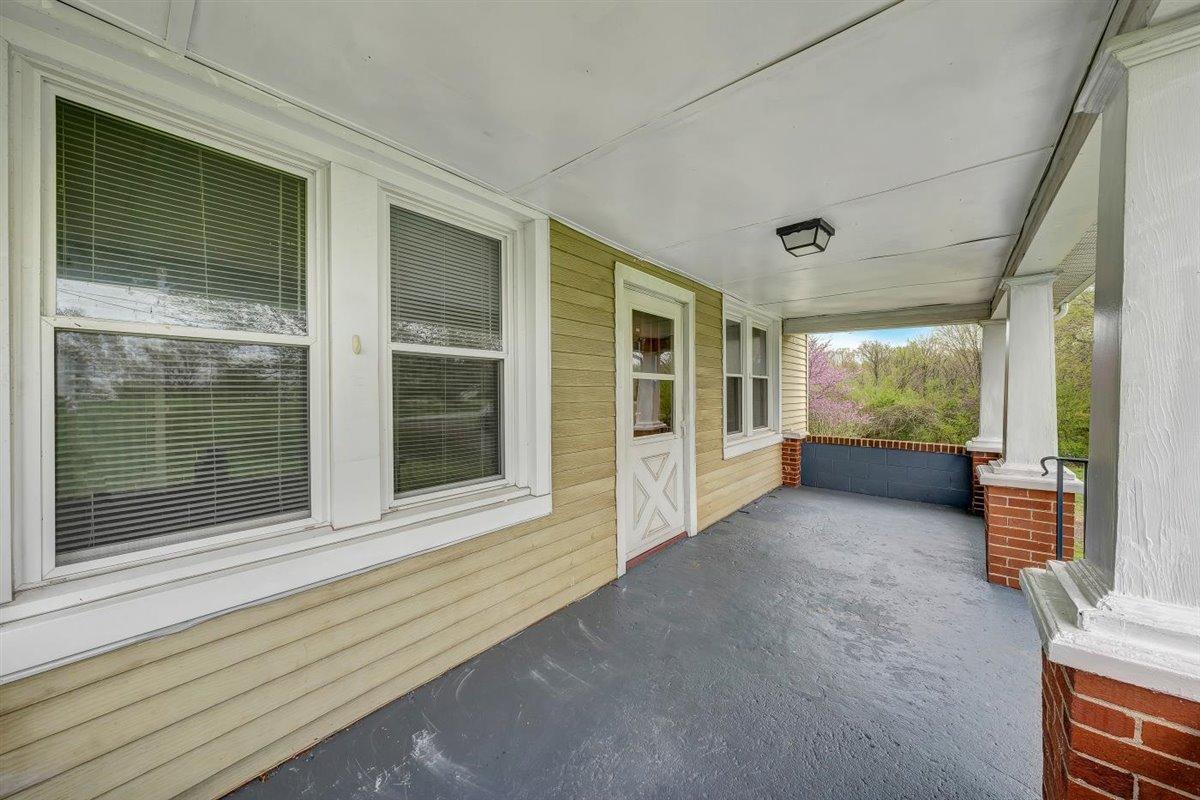 12760 Hardy Road Hardy, VA 24101 - Photo 29 of 35 Covered front porch