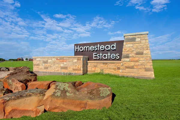 $2,025 | 18420 Stellers Sea Street, Elgin, TX 78621