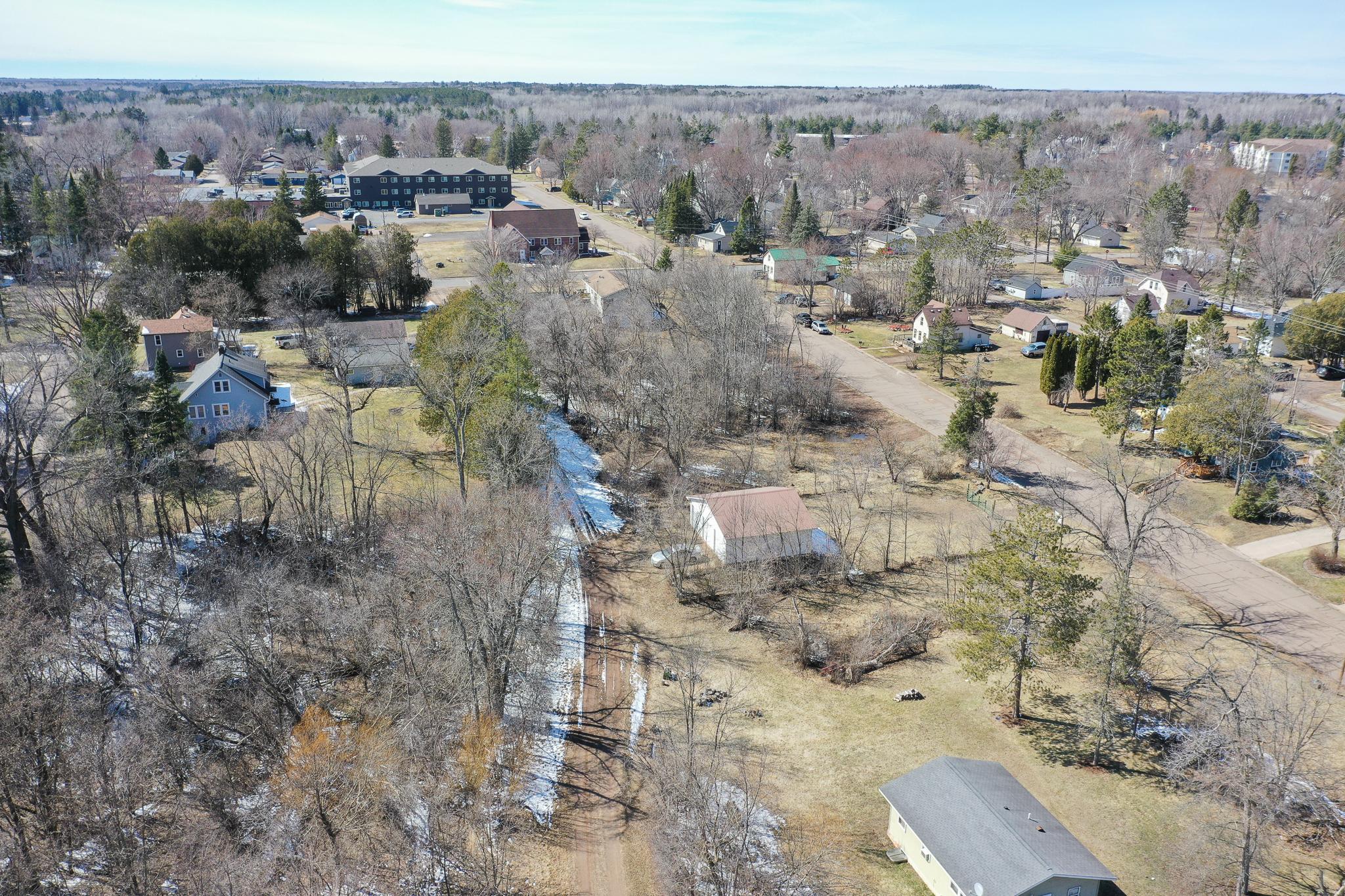 425 Division Street Sandstone, MN 55072 - Photo 5 of 14