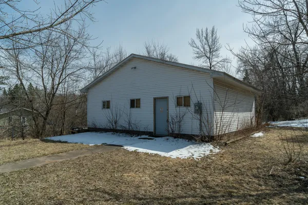 $65,000 | 425 Division Street, Sandstone, MN 55072