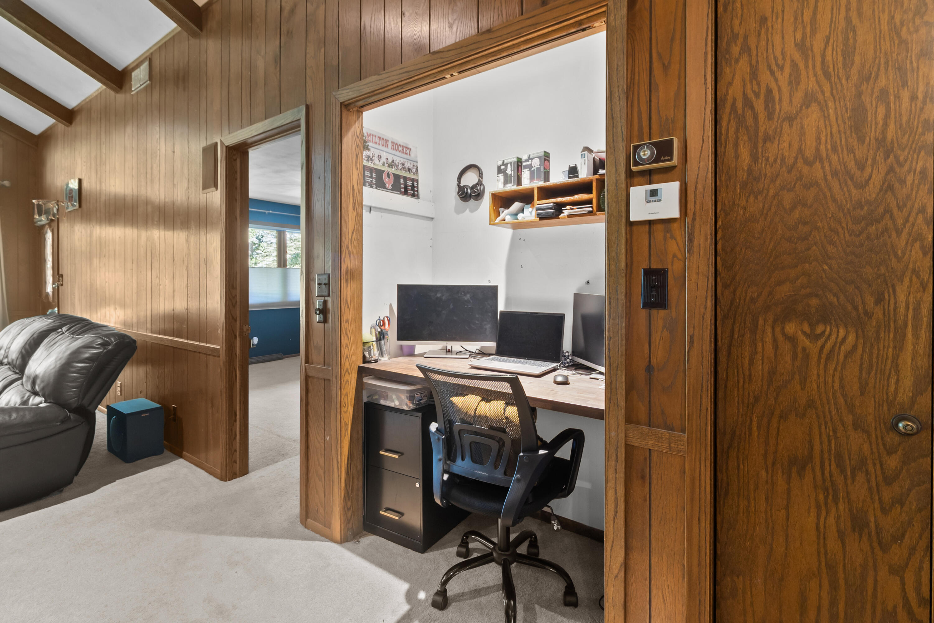 N6372 Tamarack Ridge Road Lafayette, WI 53121 - Photo 24 of 46 Office space