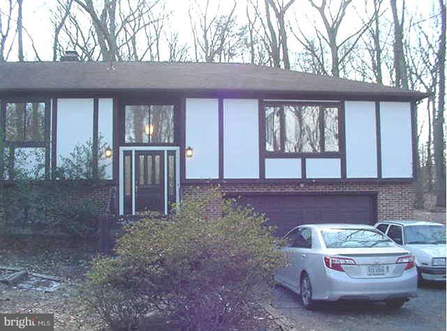 Two Car, Oversized Garage