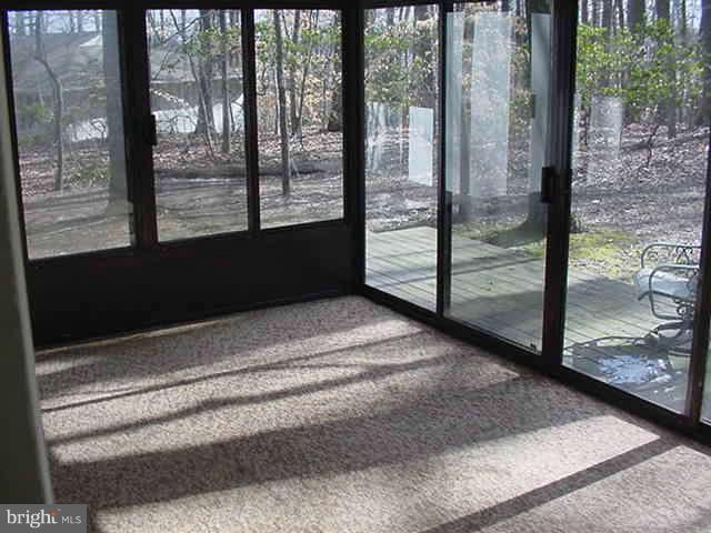3733 Russell Road Woodbridge, VA 22192 - Photo 10 of 30 3 Seasons Porch