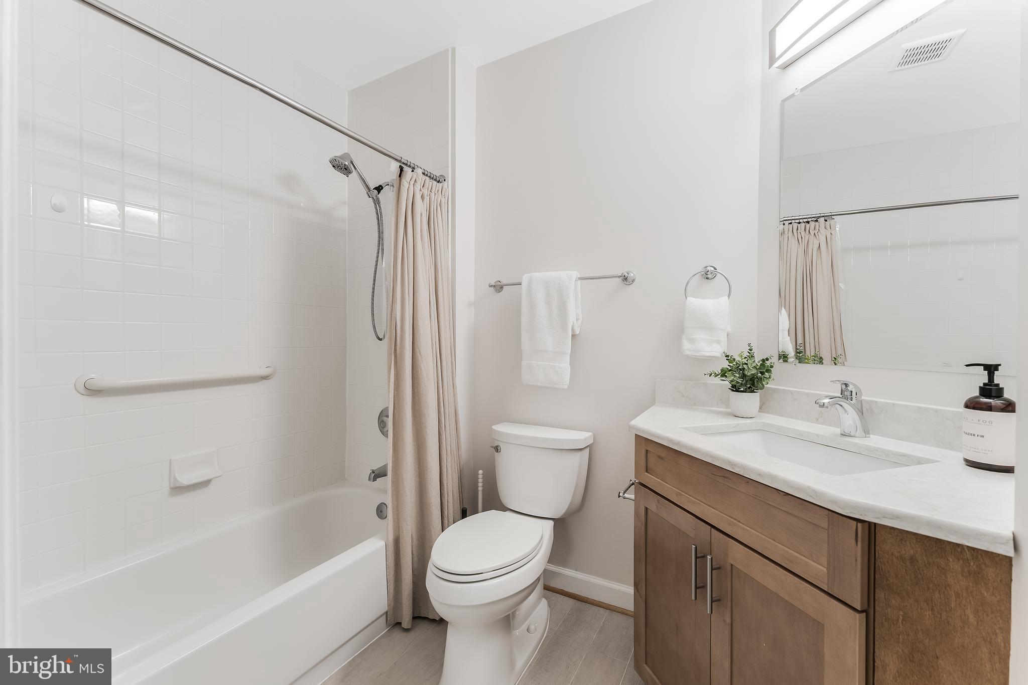 12915 Alton Square, Unit 306 Herndon, VA 20170 - Photo 20 of 29