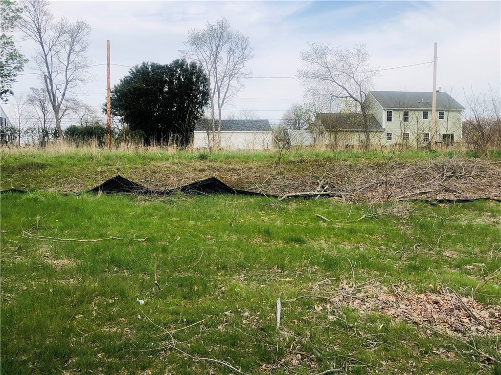 2 Hugh Cole Road Warren, RI 02885 - Photo 1 of 2 Gallery Image 1
