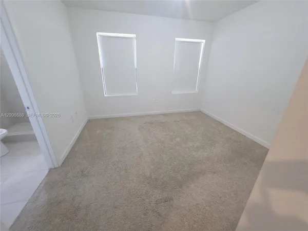 $2,300 | 501 Northeast 1st Street, Florida City, FL 33034