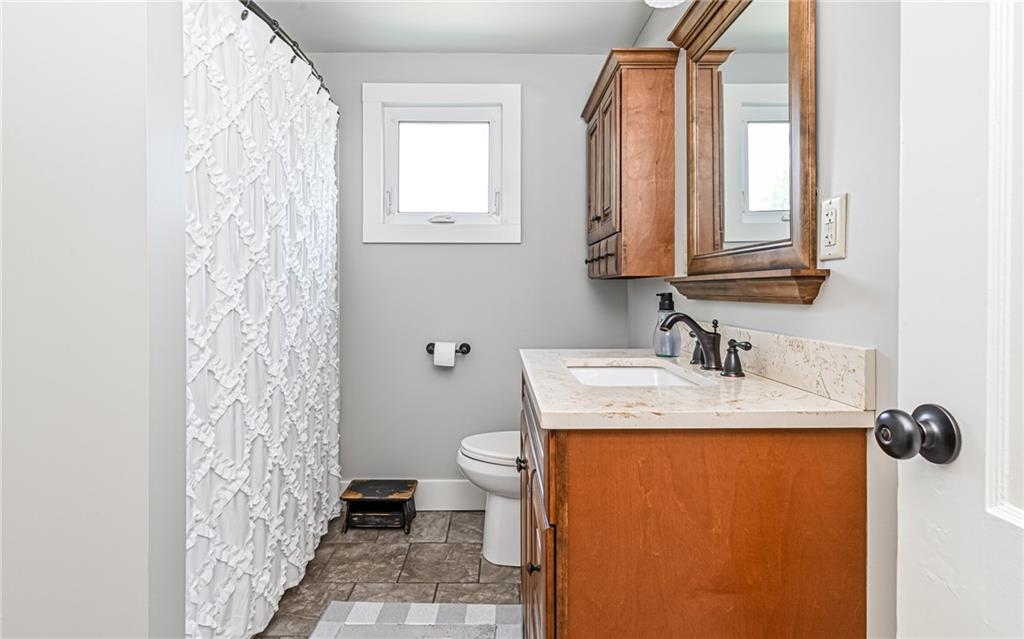 1202 Willowbrook Road New Castle, PA 16101 - Photo 17 of 25