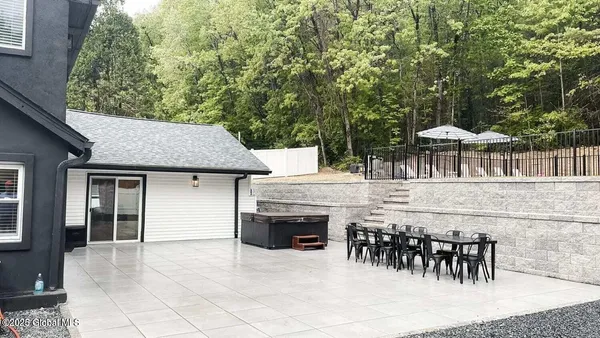 $1,250,000 | 177 Glen Lake Road, Queensbury, NY 12845