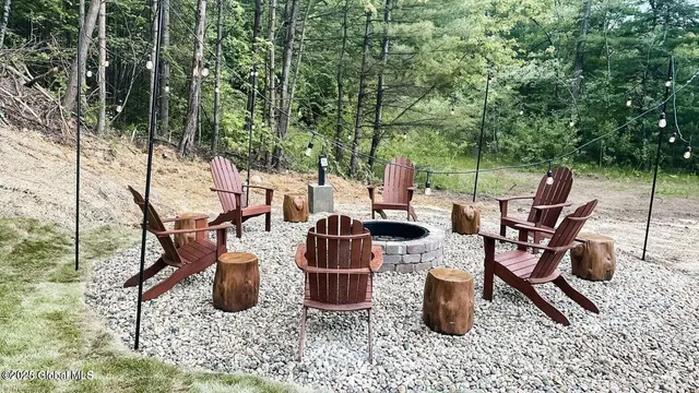 $1,250,000 | 177 Glen Lake Road, Queensbury, NY 12845