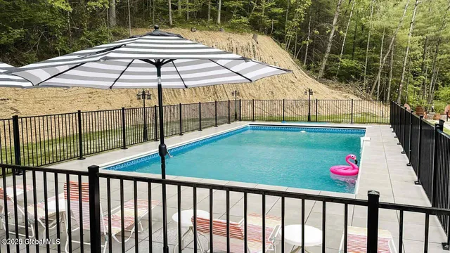 $1,250,000 | 177 Glen Lake Road, Queensbury, NY 12845