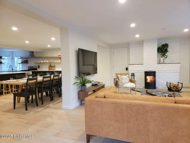 $1,250,000 | 177 Glen Lake Road, Queensbury, NY 12845